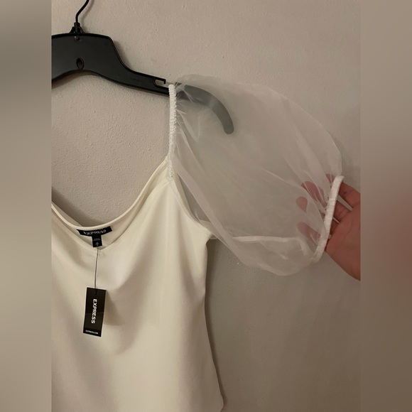 Express sweetheart sheer puff sleeve top! - Picture 3 of 7